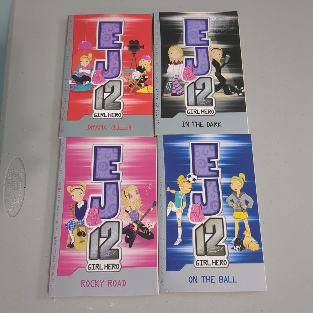 EJ12 Girl Hero Books by Susannah McFarlane Paperback Lot 4 chapter book